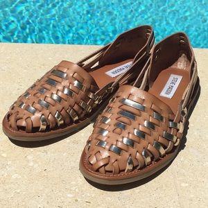 Steve Madden Woven Flats